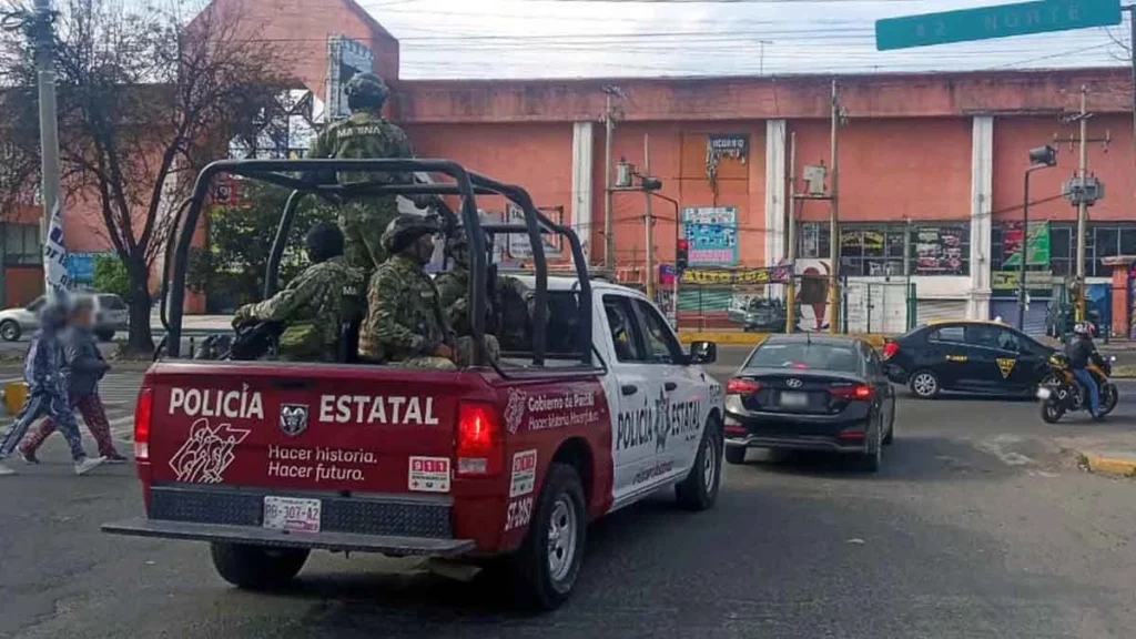 Marinos ahora patrullan inmediaciones a mercados en Puebla, tras balaceras en 2023