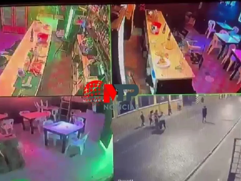 Matan a golpes a dueño de bar Chicago's y a un cliente en centro de Puebla