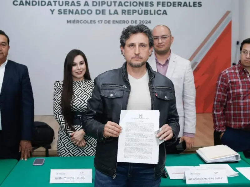 PRI recluta a José Juan: deja a Morena y va por diputación federal