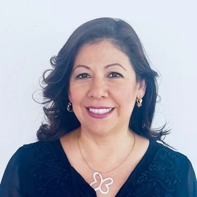 Laura Artemisa García Chávez, perfil que se une a Morena Puebla rumbo a las elecciones.
