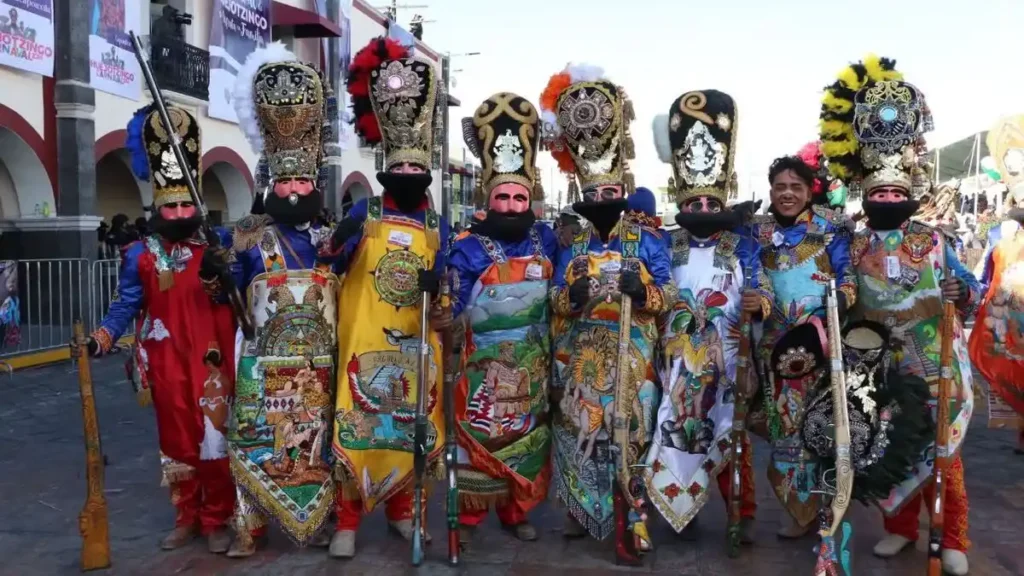 Danzantes del Carnaval de Huejotzingo
