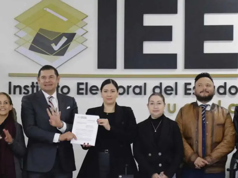 Armenta registra su plataforma política ante el IEE Puebla