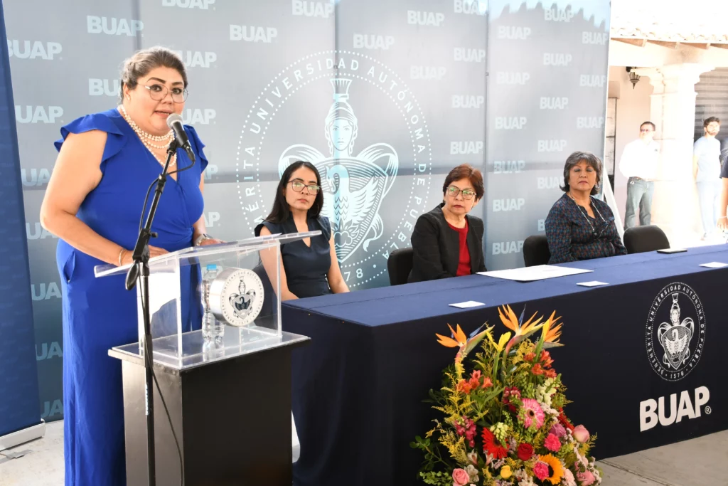 Lilia Cedillo destaca mejora socioeconómica en Tehuacán