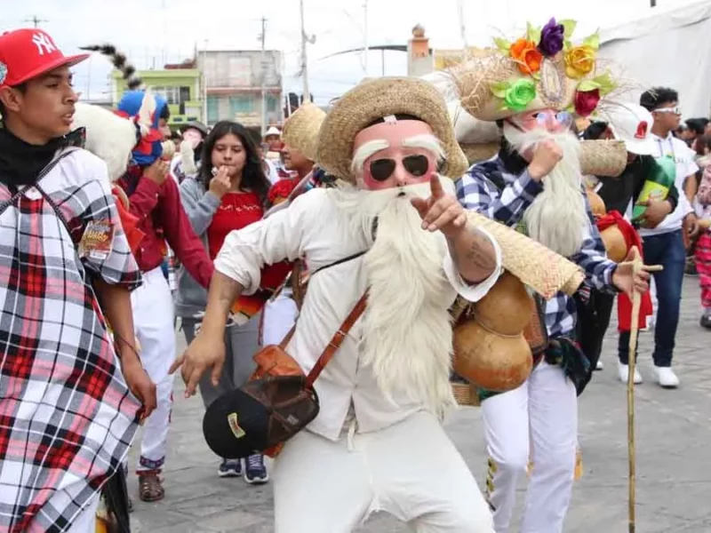 Endurecen multas contra quienes vendan alcohol en Carnaval de Huejotzingo 2024