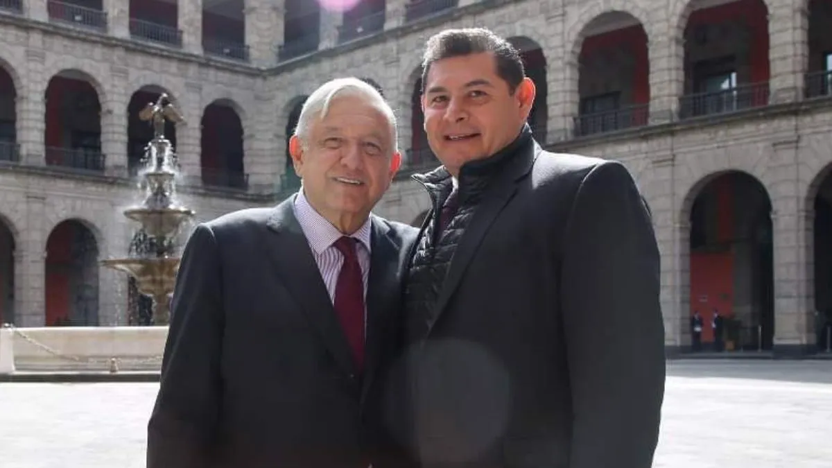 AMLO da su bendición a Armenta en Puebla: “estoy muy seguro que continuará la 4T”