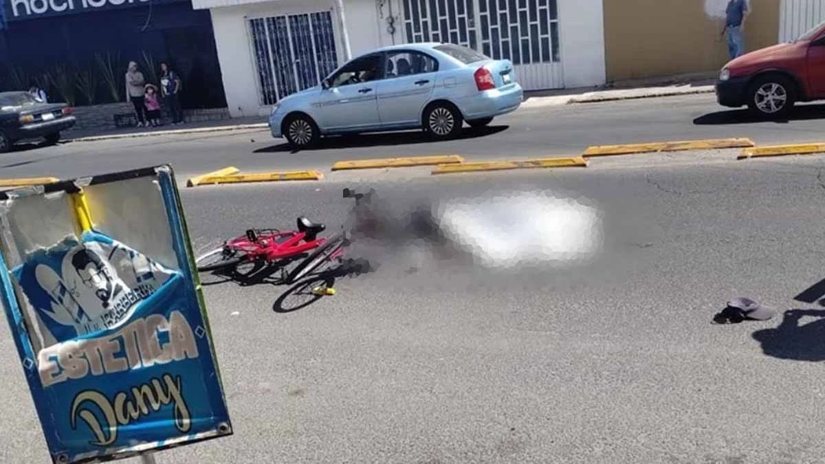 ¿Quién tuvo la culpa?, ciclista choca contra puerta de auto y Ruta 25B lo atropella (VIDEO)