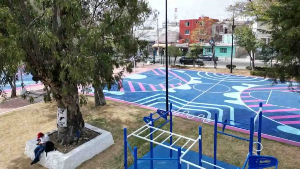 Con 4.5 MDP Ayuntamiento de Puebla rehabilita parque en Belisario Domínguez