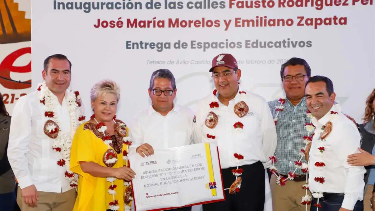 Sergio Salomón rehabilita Escuela Normal de Teteles con 6.2 MDP