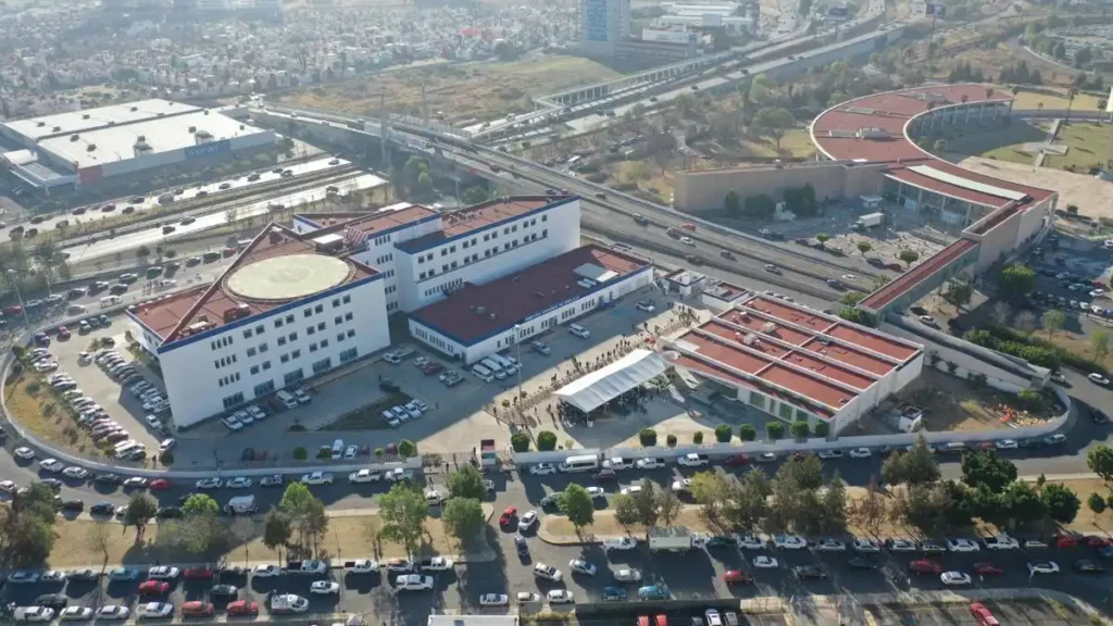 Vista aérea de la Unidad de Oftalmología en Cholula, Puebla.
