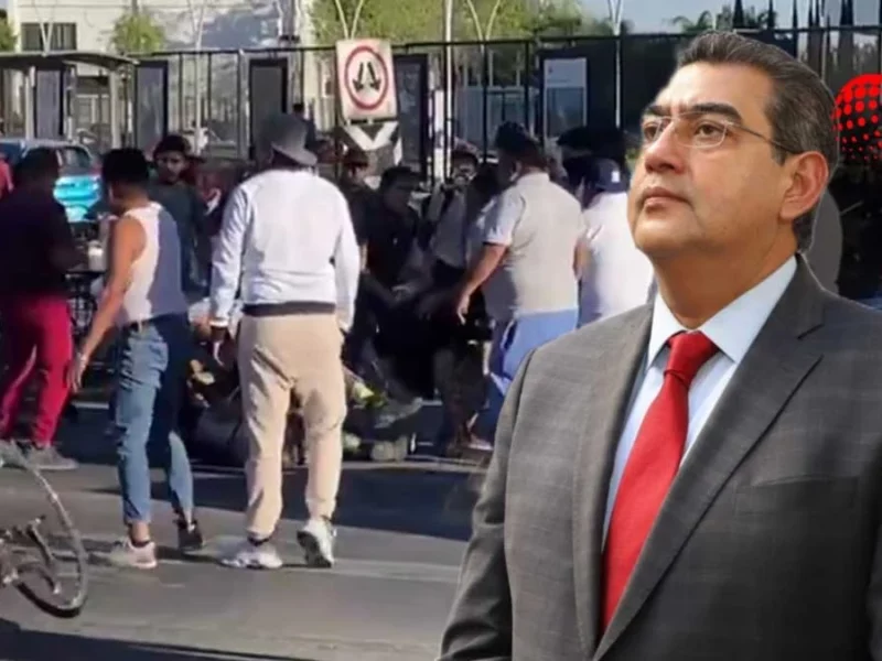 Que ambiciones políticas no alteren la paz en Puebla, pide Sergio Salomón tras trifulca en Atlixcáyotl