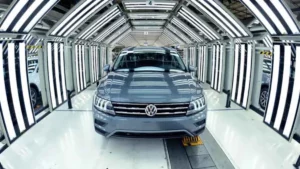 Volkswagen invertirá 942 millones de dólares en nave de autos