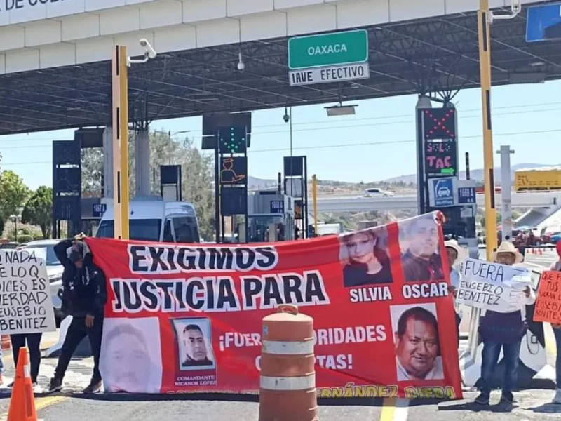 Bloquean la Tehuacán exigen no liberar a asesino dos hermanos