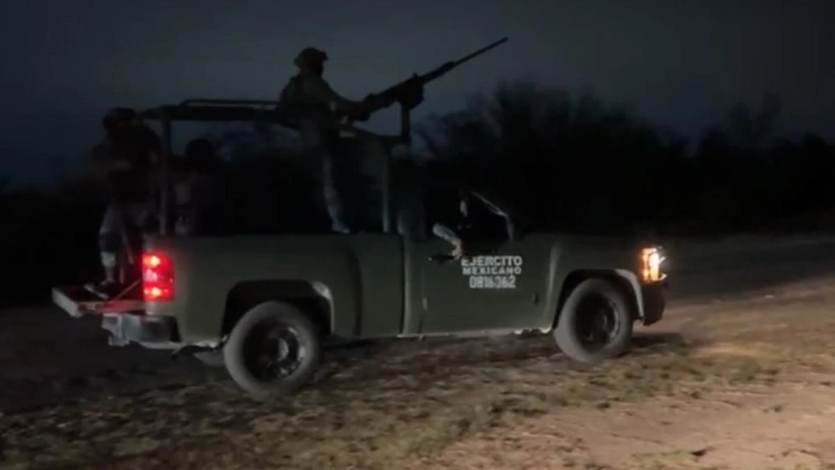 Diez cuerpos calcinados encuentran dentro de una camioneta en Nuevo León