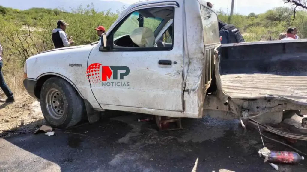 Un muerto y 9 lesionados deja volcadura de camioneta en libramiento Tecnológico-San Marcos