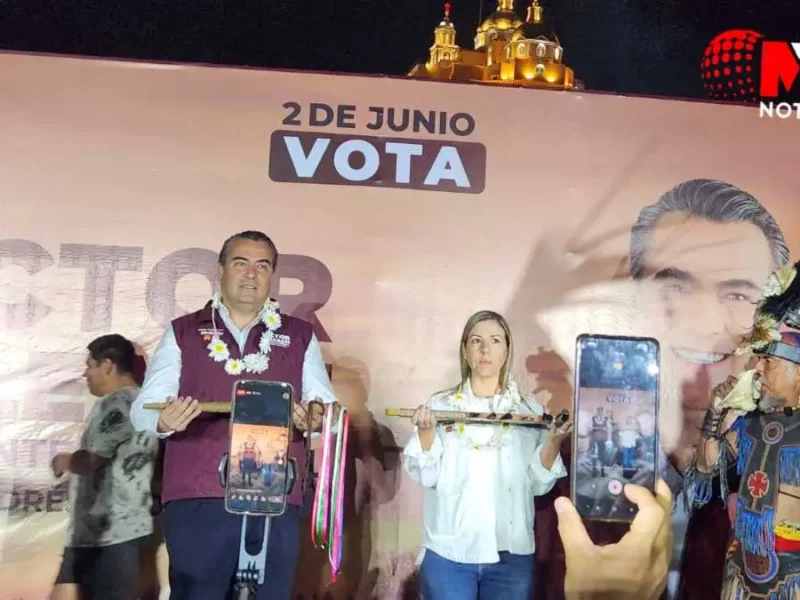 La noche de las ausencias en el arranque de campaña de Galeazzi en San Andrés Cholula