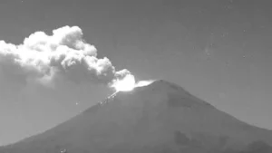 Explosiones de lava y 617 minutos de tremor registra el Popocatépetl, ¿es normal?