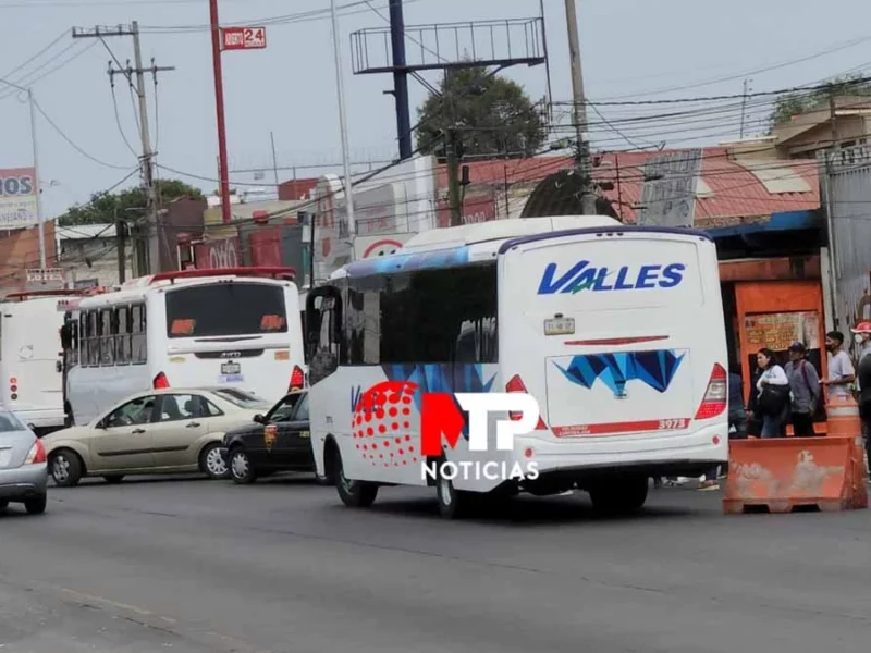 Otra vez exigen aumento al pasaje a 12 pesos y eliminar descuentos a estudiantes en Puebla