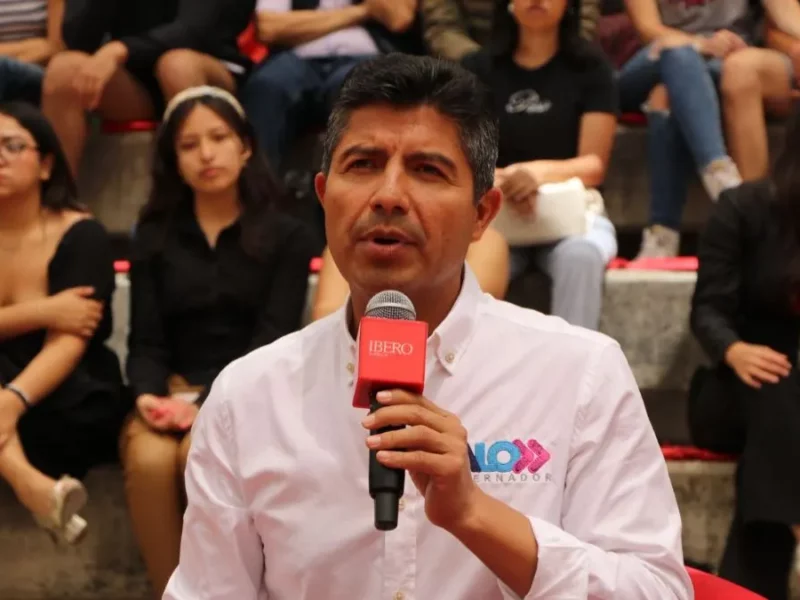 Huachicol, terapias de conversión: los incómodos cuestionamientos a Eduardo Rivera en Ibero Puebla