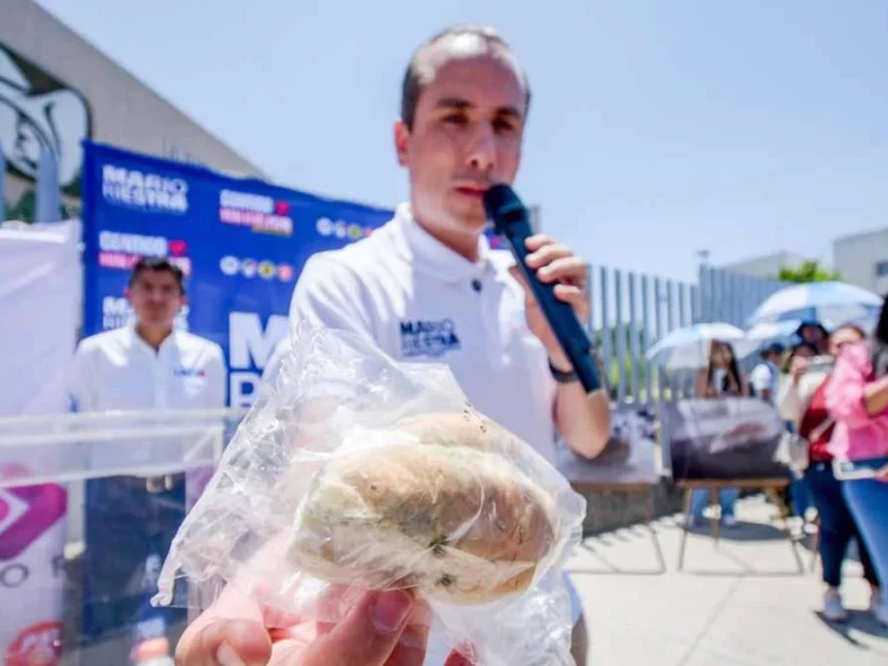 Riestra denunciará al Hospital IMSS La Margarita por dar pan con hongo a pacientes