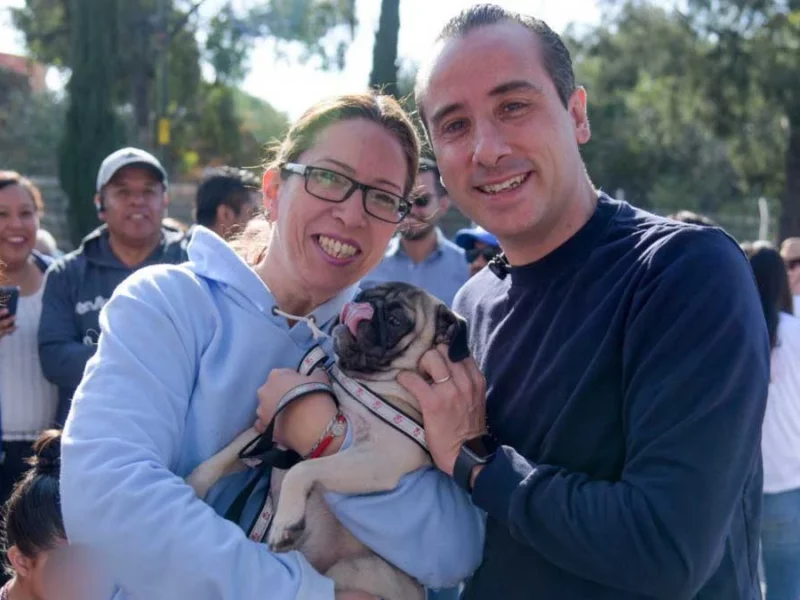 Promete Riestra 50 mil esterilizaciones gratuitas para perros y gatos en la capital