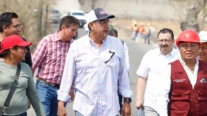 Supervisa Sergio Salomón avance de obras en cuatro puntos del estado
