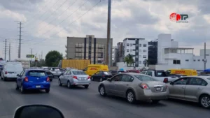 Bloqueo en Recta a Cholula desquicia tráfico en Periférico, Puente Momoxpan y la Carcaña