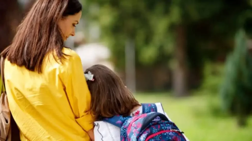 ¿Hay clases en Puebla en Día de las Madres, algunos estados suspenden