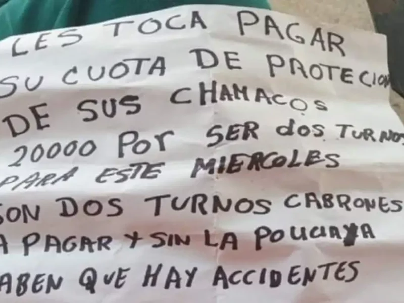 Cobran derecho de piso en primarias de Veracruz