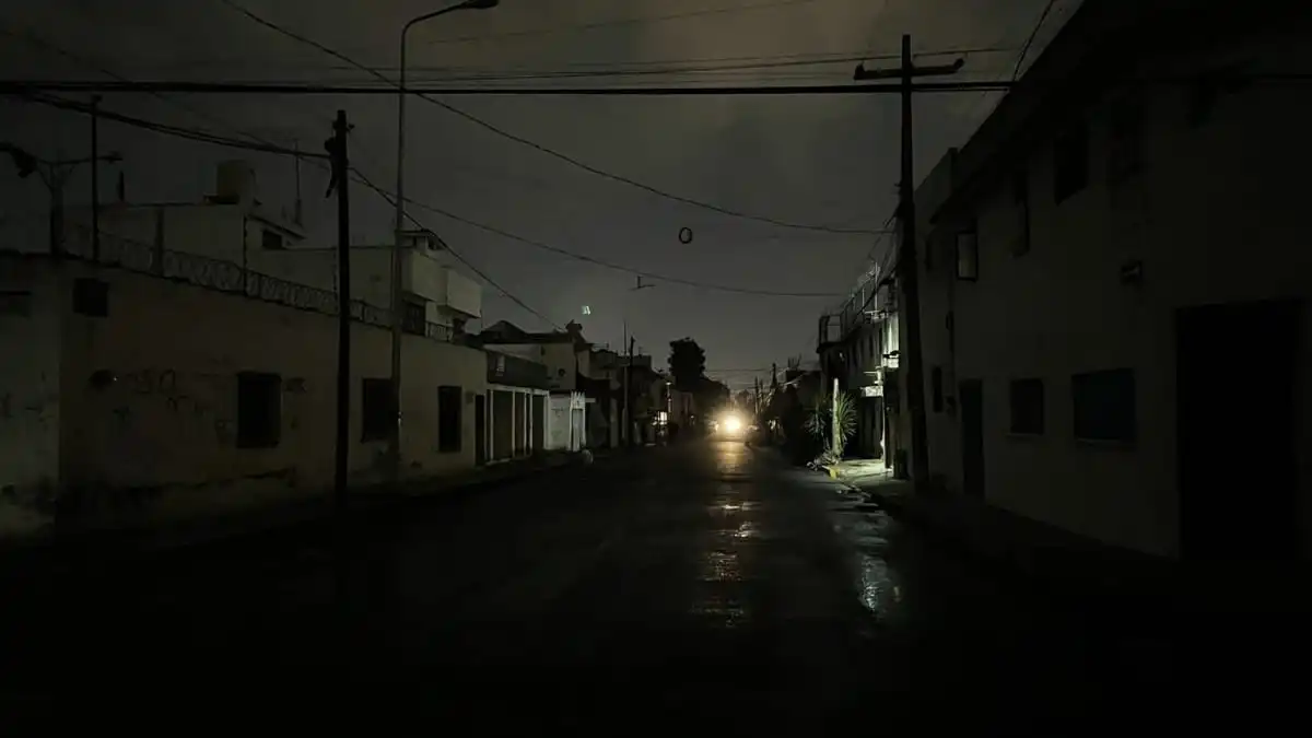 Colonias y municipios de Puebla reportan apagones y esta es la razón