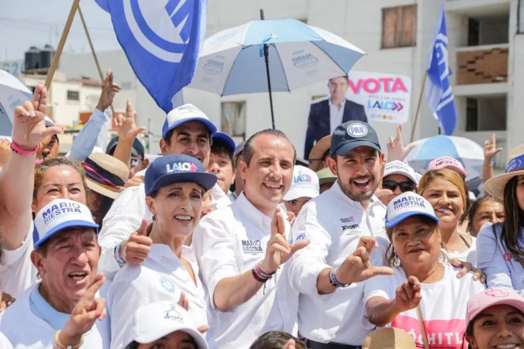 Marko Cortés y Mario iestra en la capital poblana