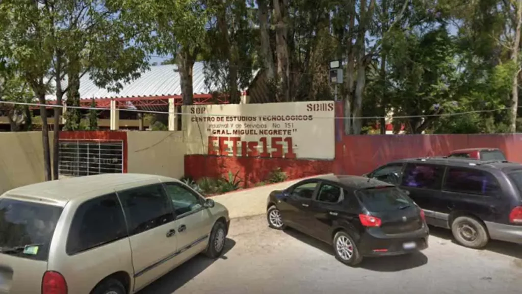 Alumno del CETIS Tepeaca se corta el brazo en taller, escuela no quiere pagar gastos médicos