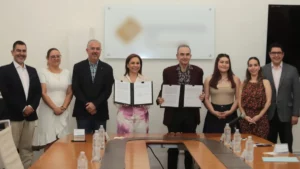 Gaby Bonilla y Chidiac firman convenio en favor de estudiantes con discapacidad