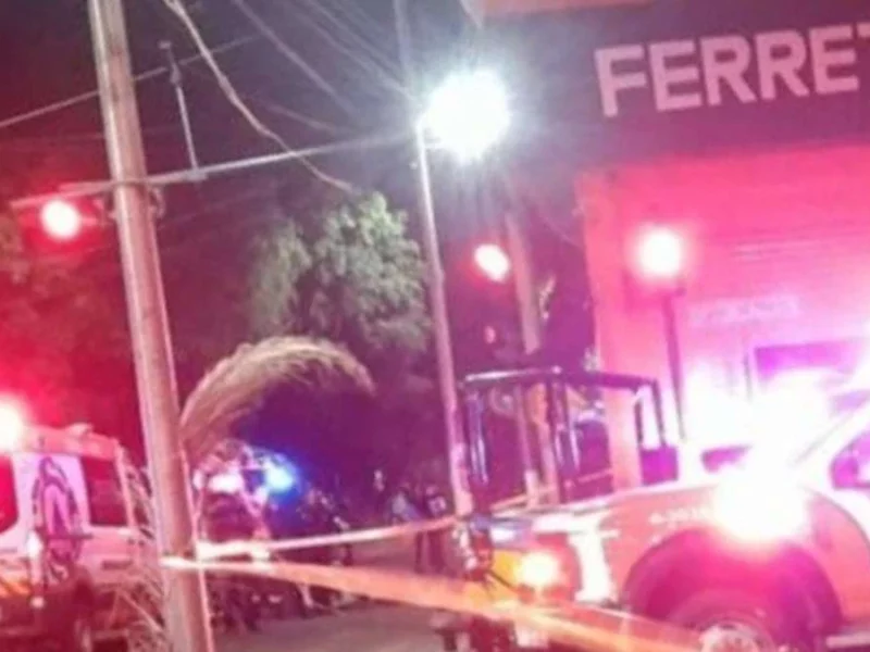Se incendia talachería y muere el dueño en la 10 de Mayo, Puebla