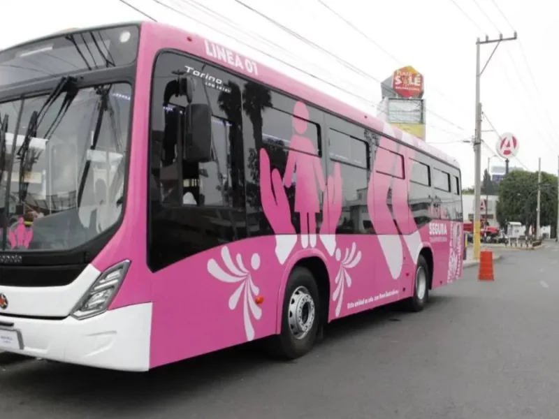 Transporte rosa, eléctrico, cablebus: las propuestas en movilidad de candidatos en Puebla