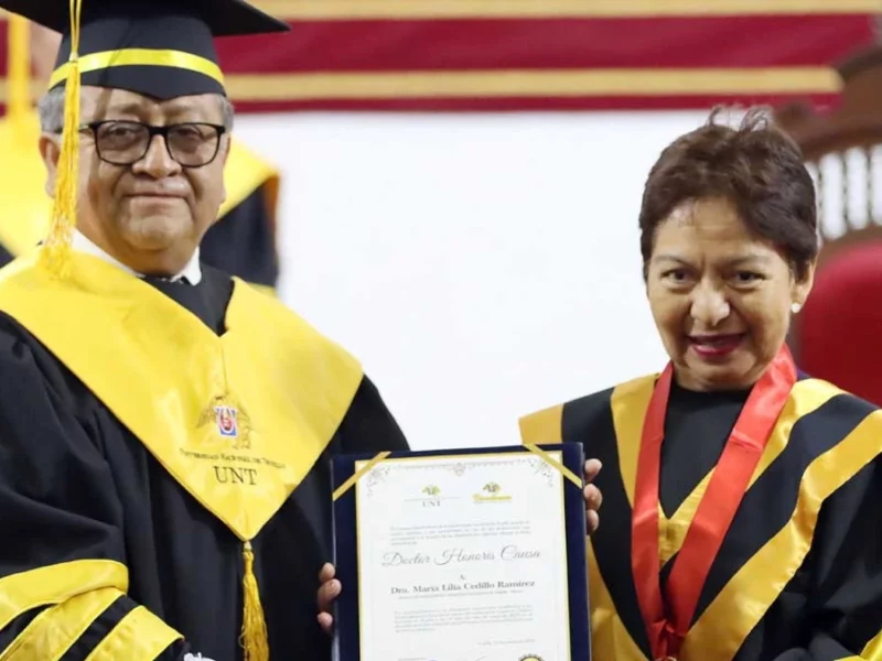 Rectora de la BUAP recibe ‘Doctorado Honoris Causa’ por universidad de Perú
