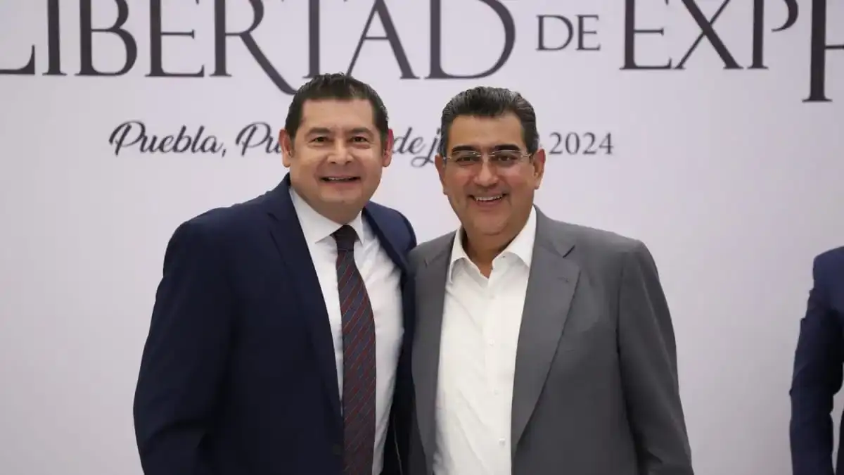 Sergio Salomón inicia despedida: “el político está de paso, el periodista perdura”