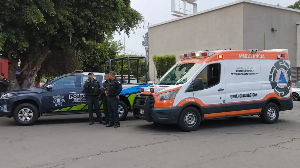 Balean a cuentahabiente al salir de Banamex en plaza San Pedro