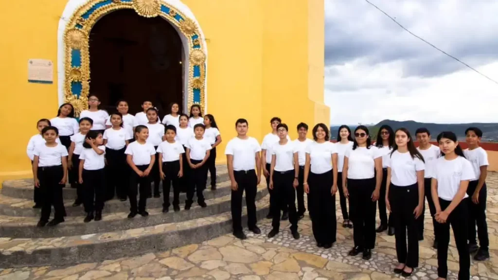 Cantantes de México y Colombia en Festival de Coros en Atlixco