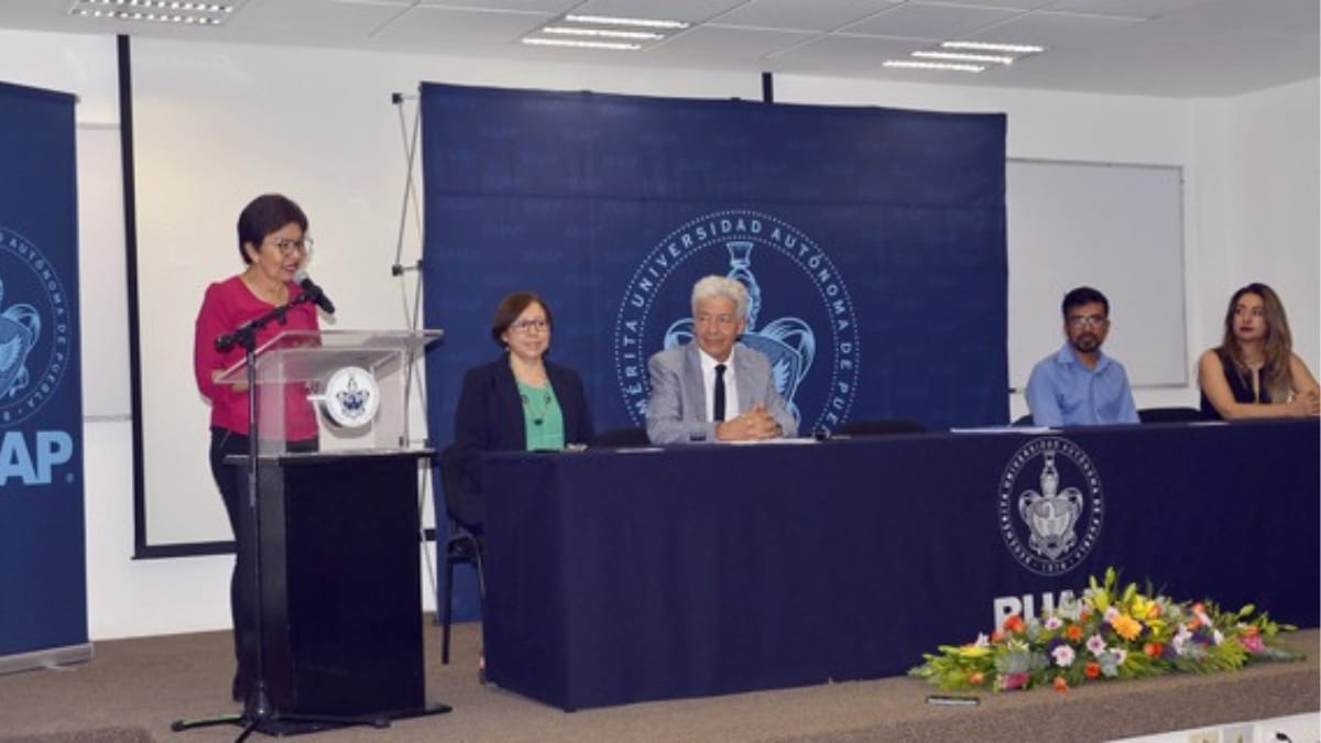 Lilia Cedillo reconoce los logros y la excelencia del IFUAP