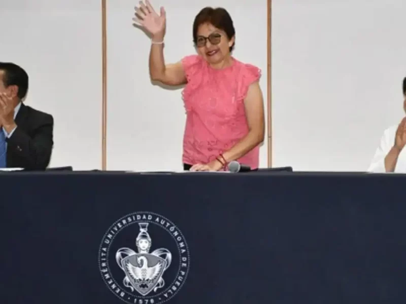 Lilia Cedillo inaugura Tercer Verano de Actualización Docente del nivel medio superior