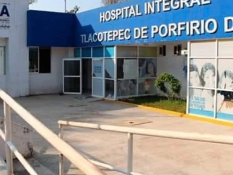 Comando armado secuestra a paciente de hospital en Tlacotepec y mata a acompañante