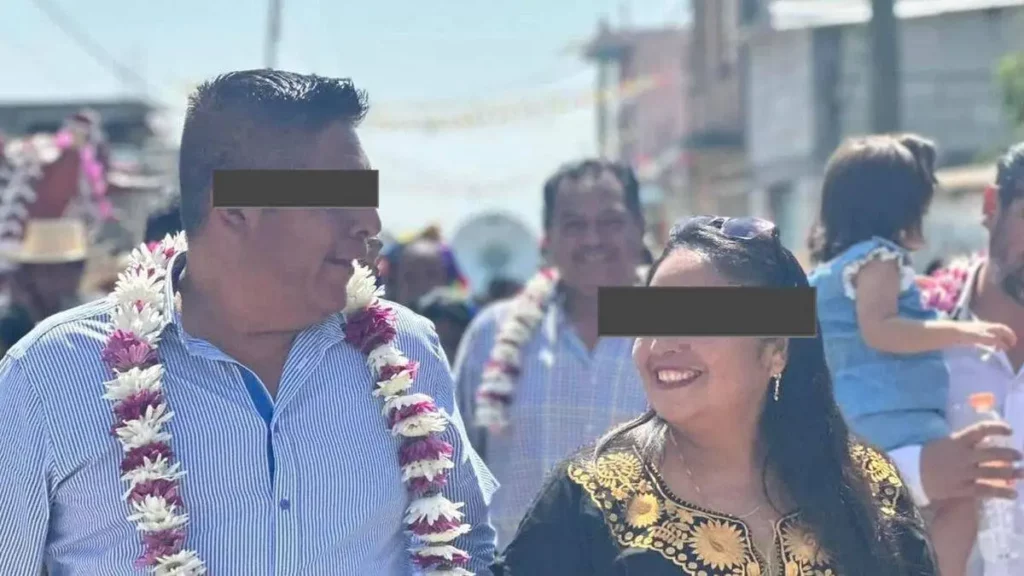 Muere presidenta del DIF de Acteopan: acusan a su esposo, el edil, de atropellarla