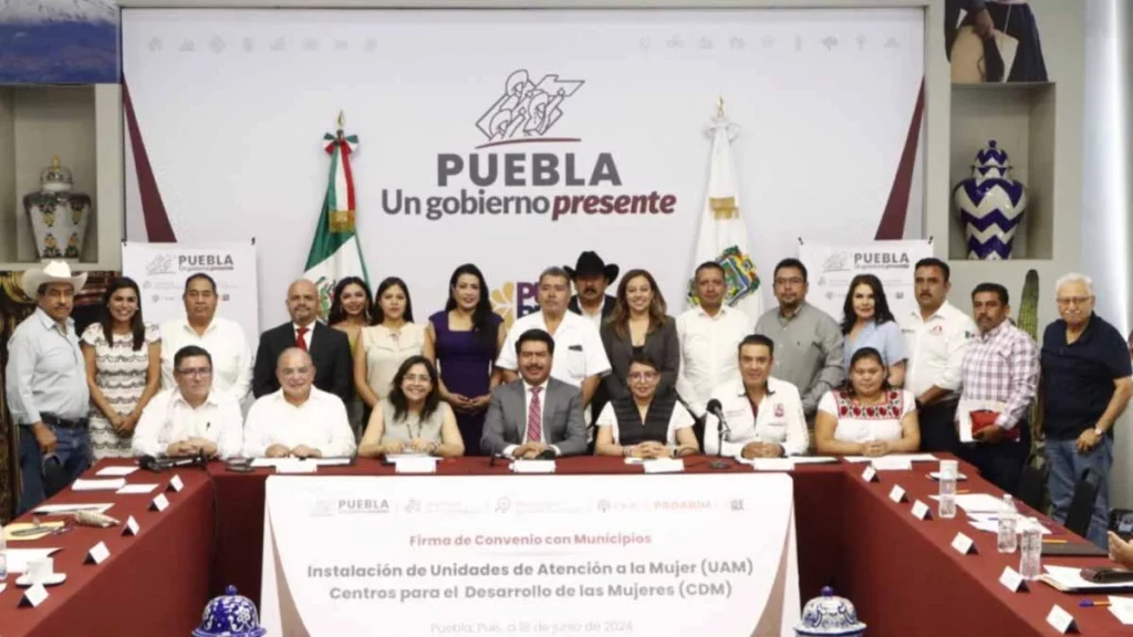 Pactan crear Unidades de Atención a la Mujer en 11 municipios de Puebla