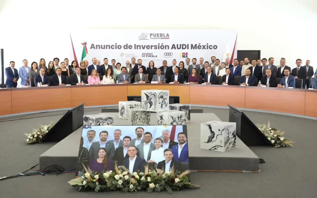 Reunión de Sergio Salomón Céspedes con inversionistas de Audi.