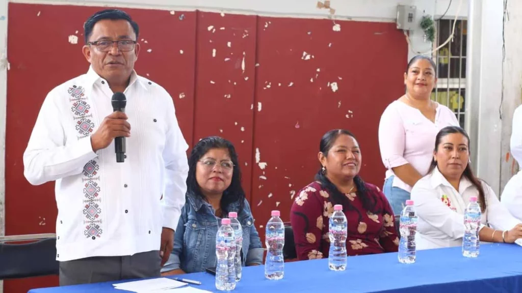 Voluntariado del Congreso de Puebla lleva Jornada de Salud Visual a Coxcatlán