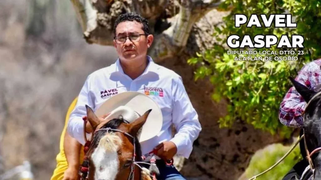 Pavel Gaspar se hace pasar por miembro de la comunidad LGBT para obtener diputación en Puebla