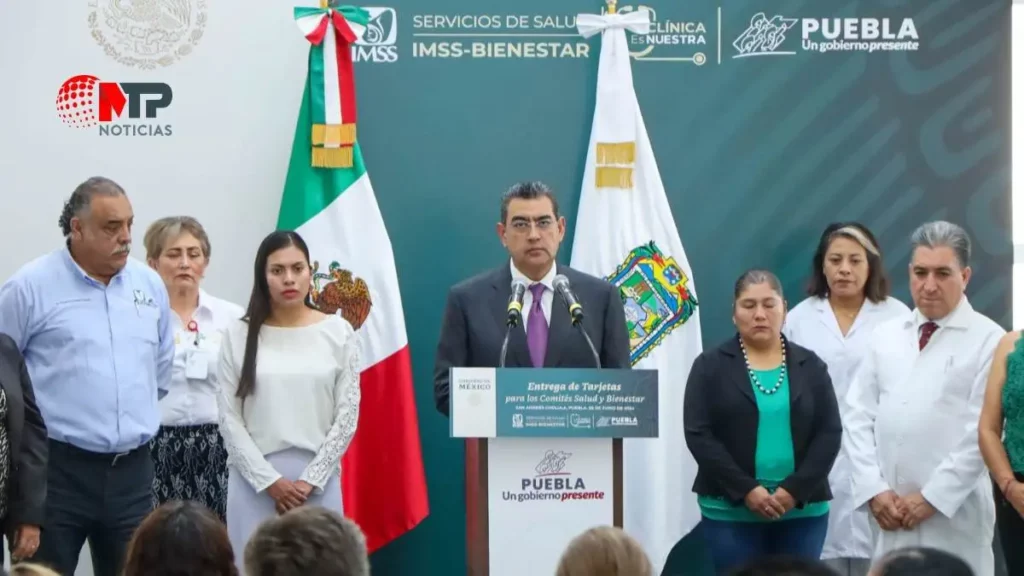 Sergio Salomón entrega 429 MDP para 'La Clínica es Nuestra' del IMSS Bienestar