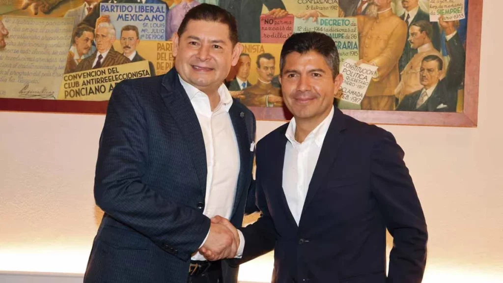 Se reúnen Armenta y Eduardo Rivera a 43 días de las elecciones en Puebla