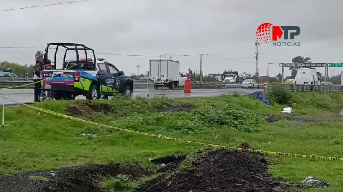 Abandonan cadáver desmembrado en cajas en la autopista Puebla-Orizaba