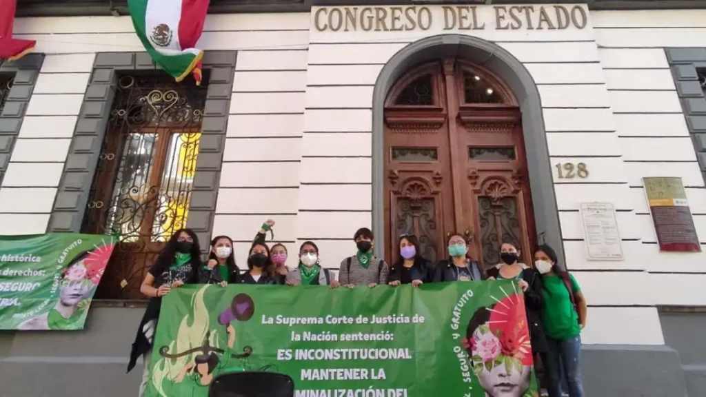 Aborto seguirá como delito en Puebla después de las 12 semanas, este es el dictamen